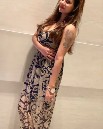 Kapadvanj Escort